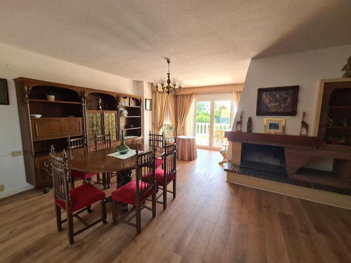 Villa De La Acacia Gojar Eksteriør bilde