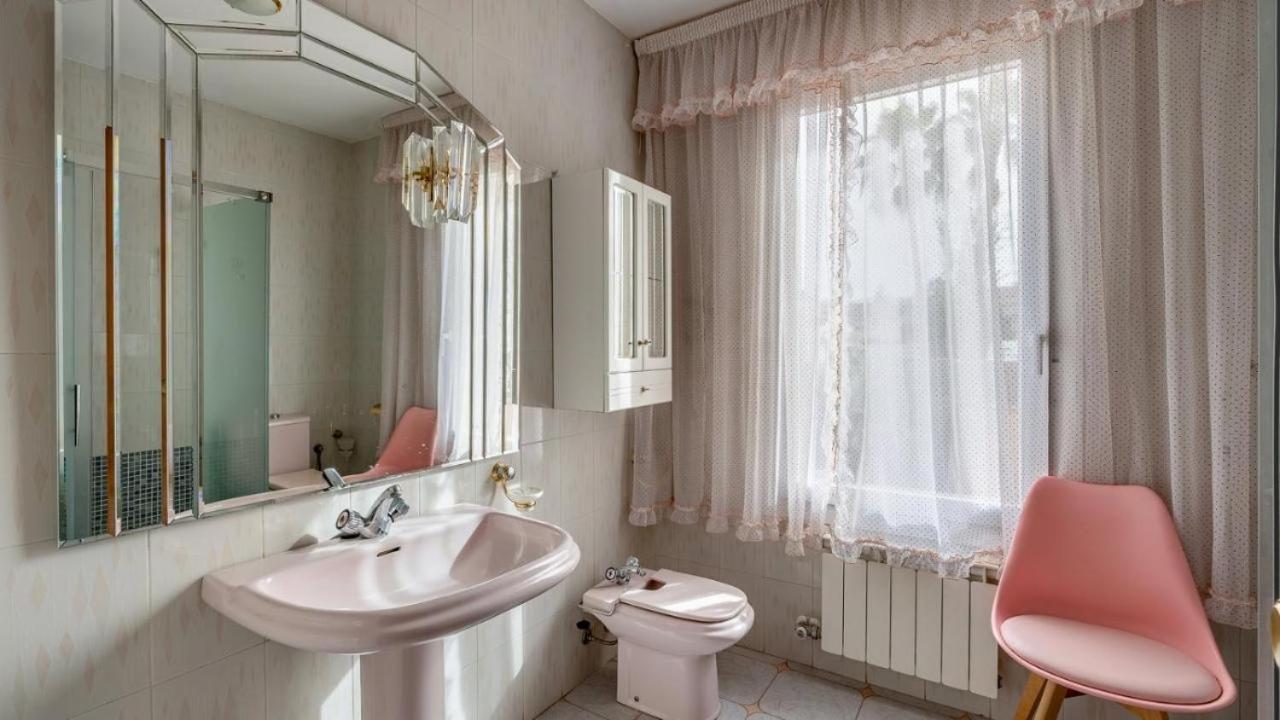 Villa De La Acacia Gojar Eksteriør bilde